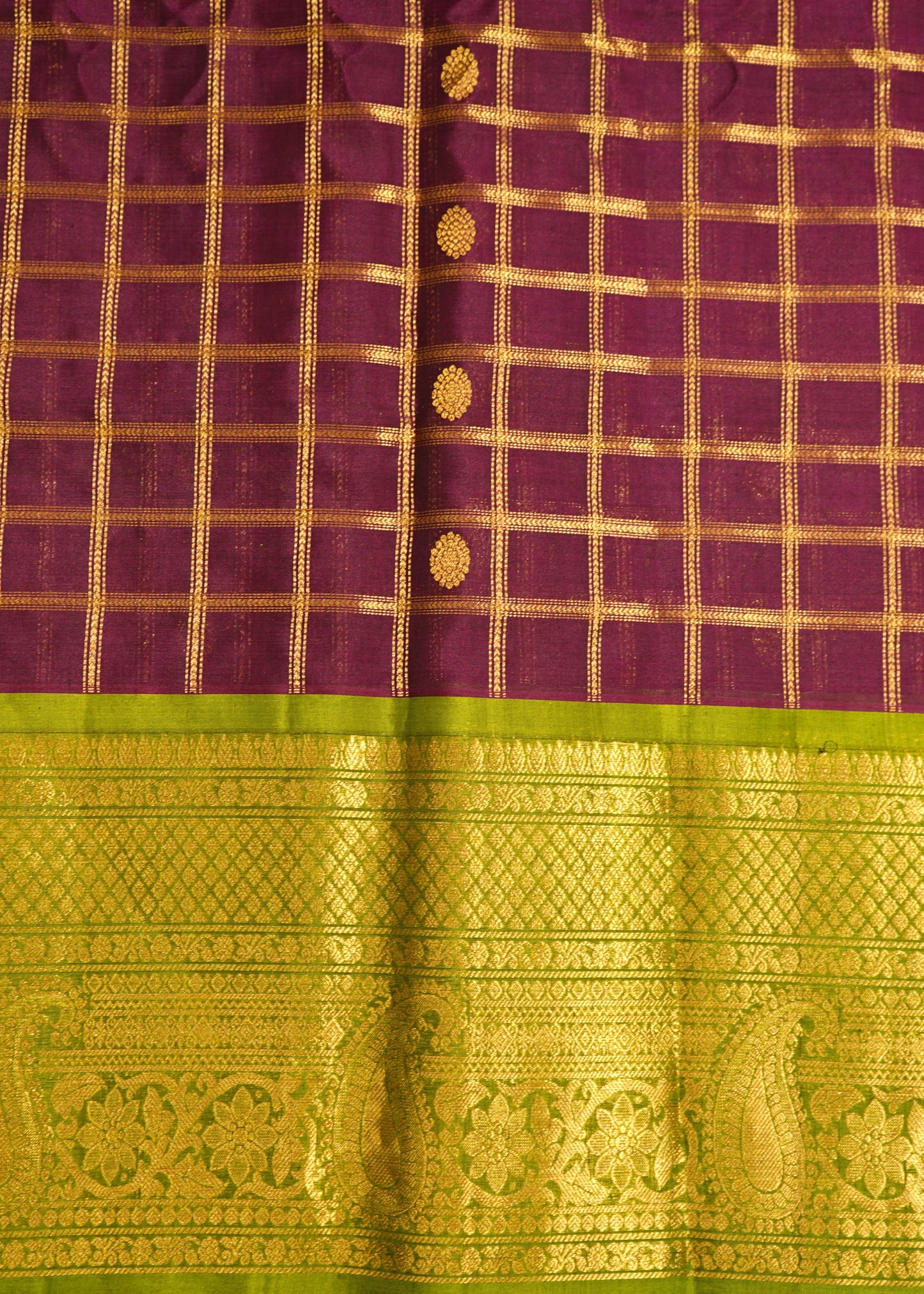 Wine Gadwal All Over Checks Zari Buti Big Zari Border Pure Silk Handloom Saree