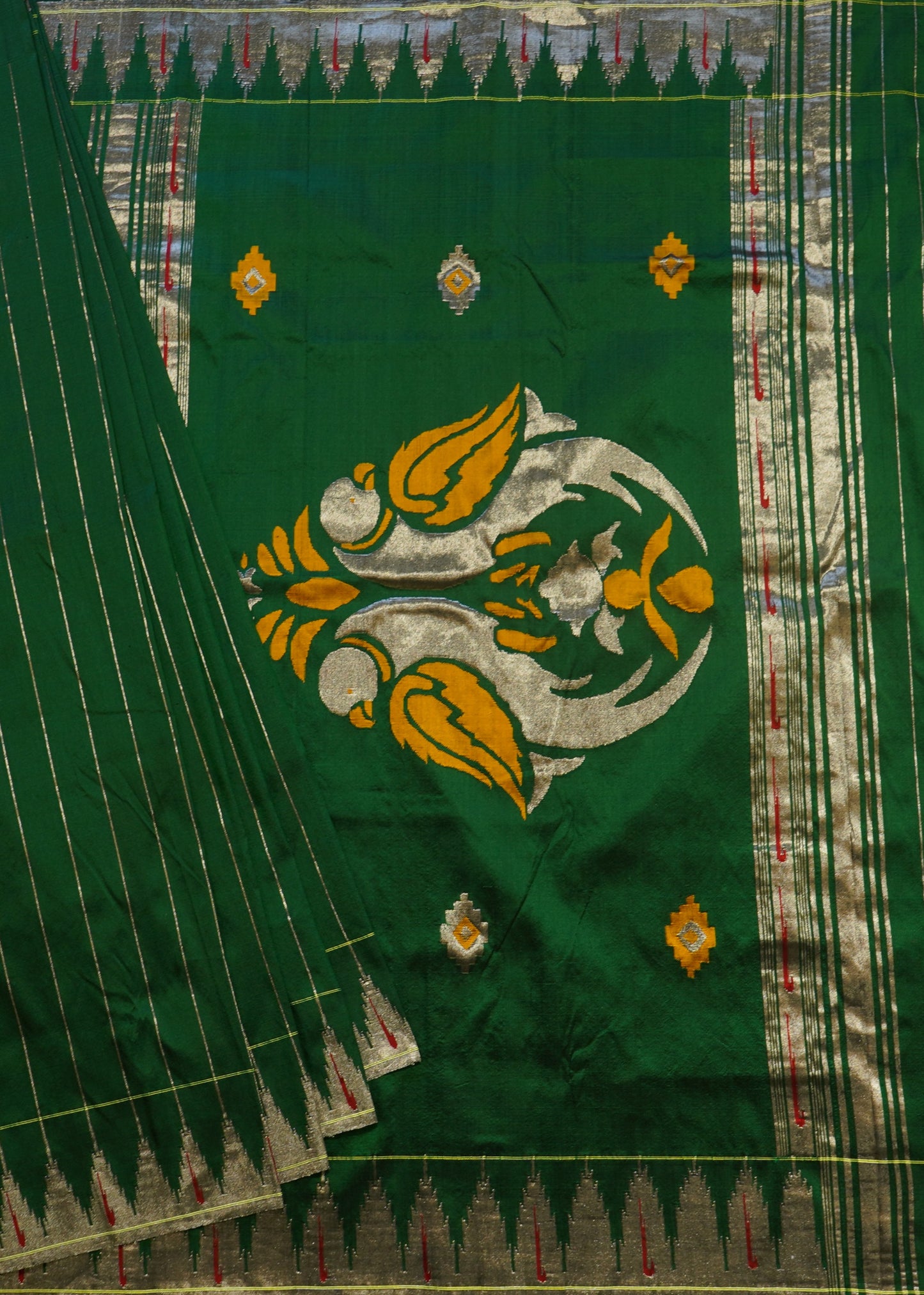 Green Paithani Silver Zari Buti Pure Silk Handloom Saree