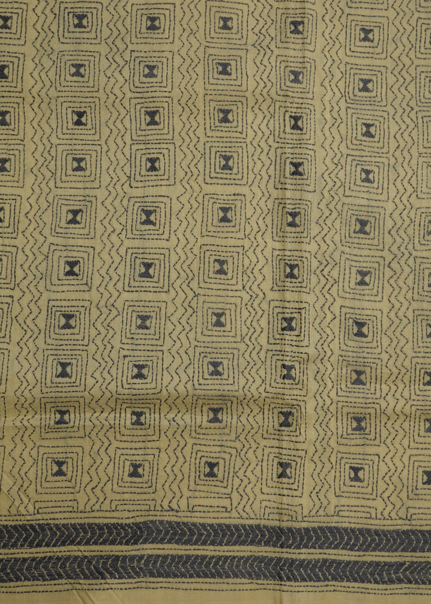 Cream Bengal Tussar All over Kantha Pure Silk Handloom Saree