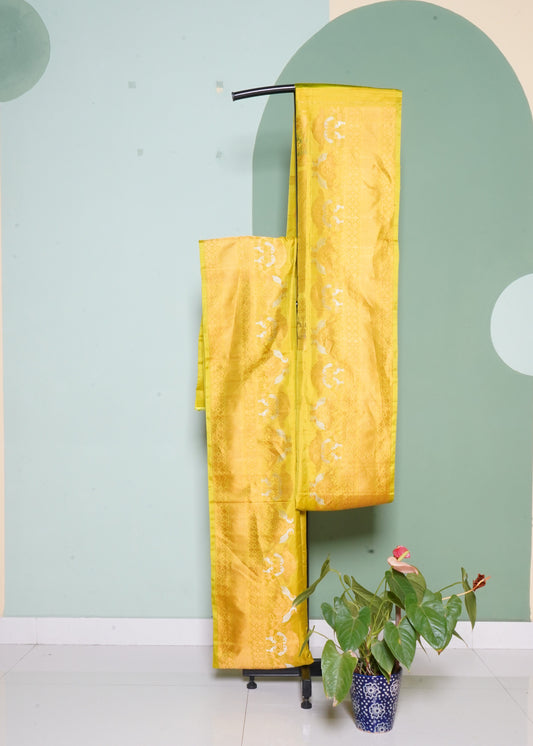 Parrot Green Gadwal Zari Buti Pure Silk Saree