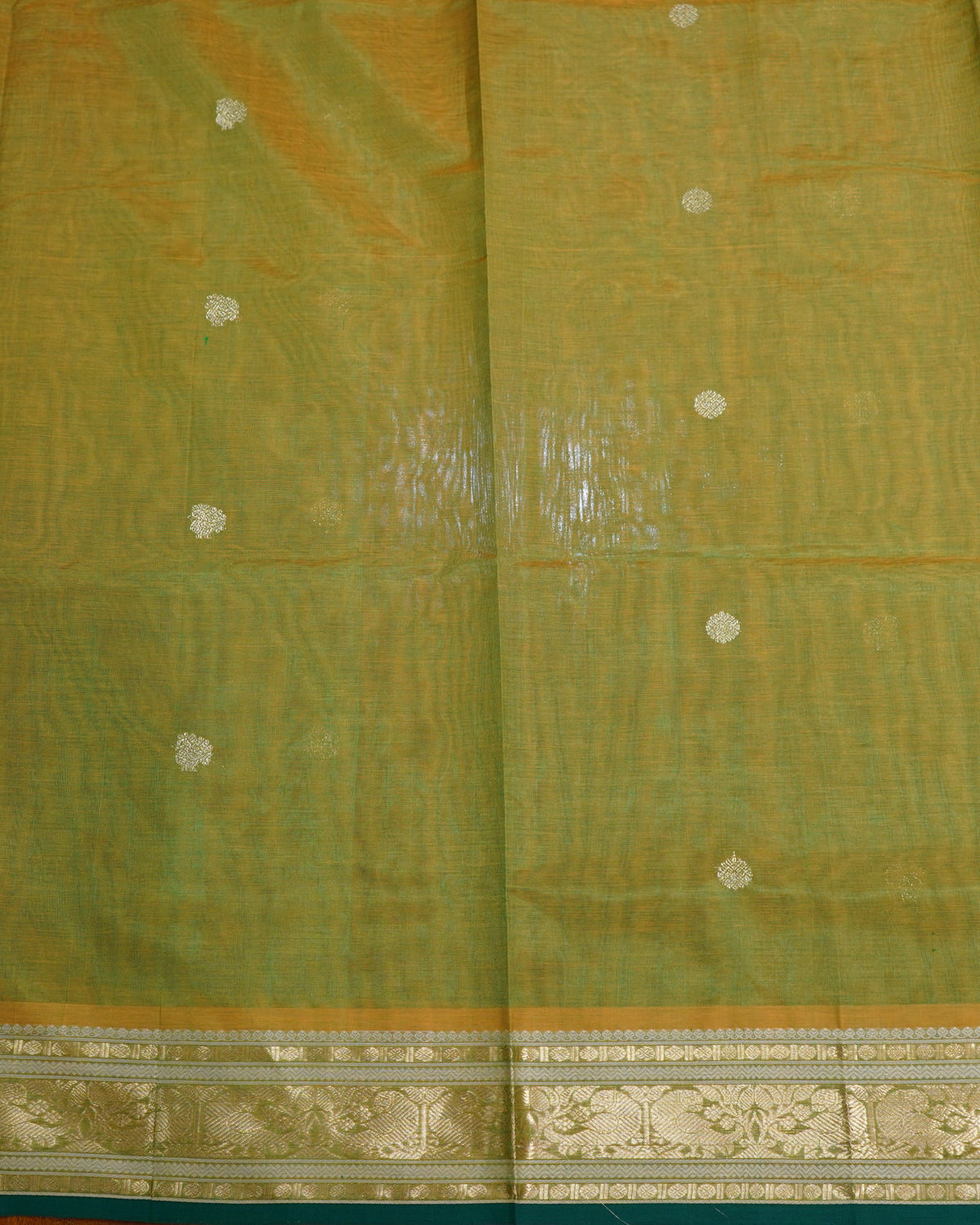 Mehendi Green Pure Handloom Kanchi Silk Cotton Saree with Zari Border