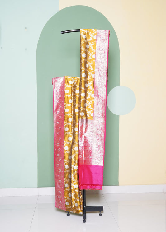 Mehndhi Green Banaras Meenakari All Over Zari Katan Pure Silk Handloom Saree